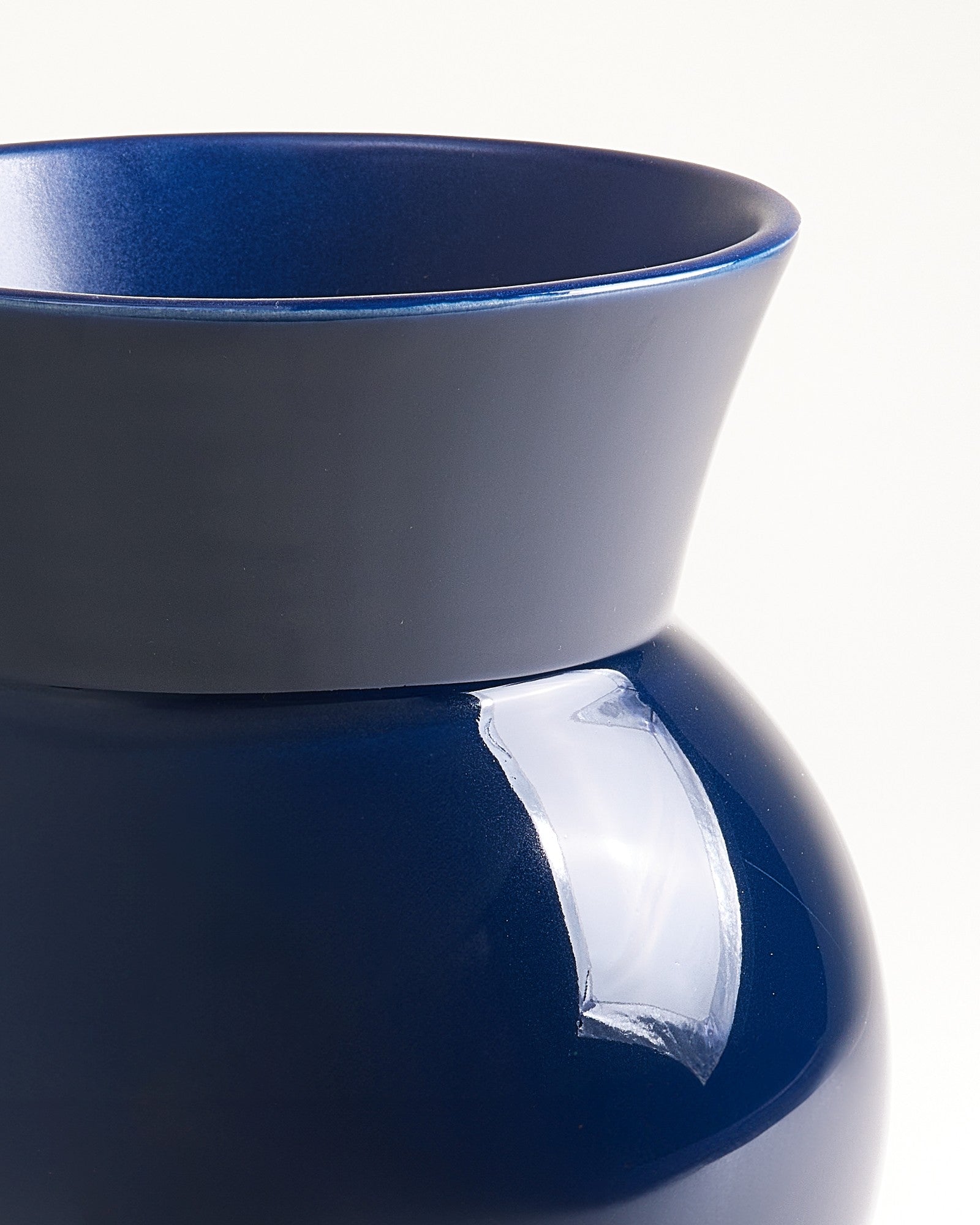 Alva Vase L dunkelblau