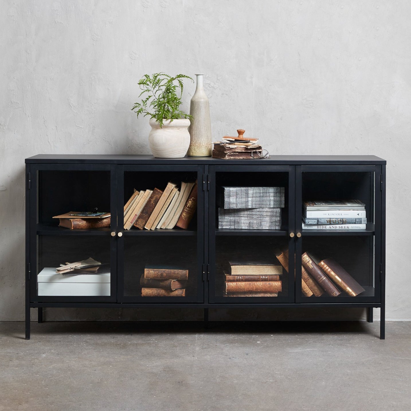 Blokker Fort Dressoir 4-Deurs - Zwart
