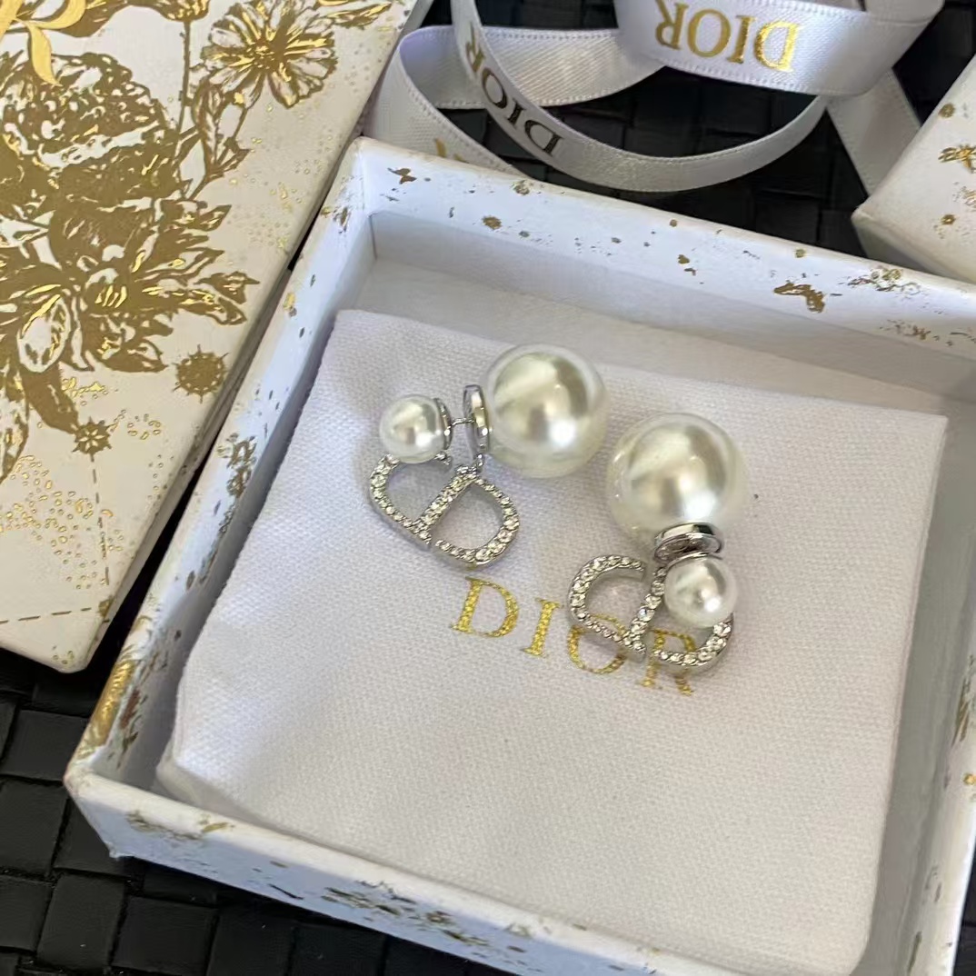 Dior Silver CD Pearl Earrings - Original Replica Club