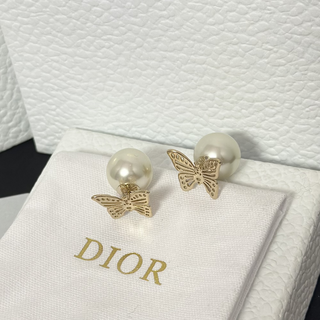 Dior Hollow Butterfly Stud Earrings - Original Replica Club