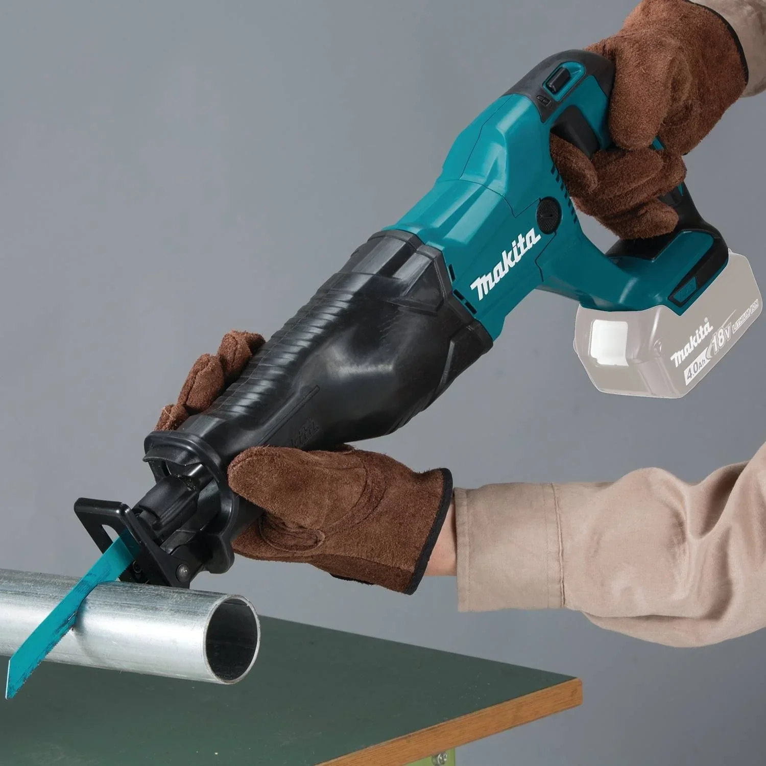Makita 18V LXT Lithium-Ion Cordless Recipro Saw - XRJ04Z - Image 4 Makita 18V LXT Lithium-Ion Cordless Recipro Saw - XRJ04Z - Image 4