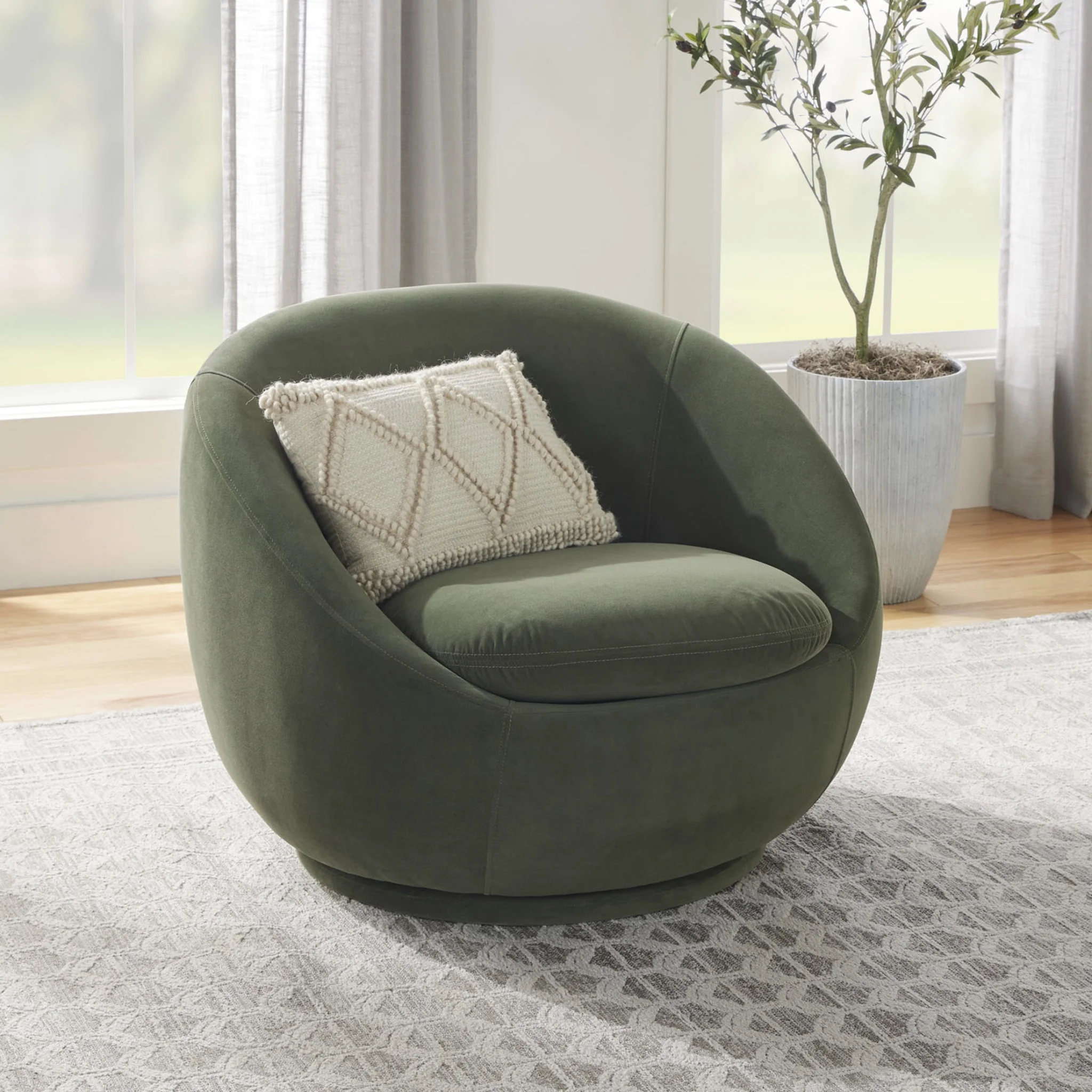 Better Homes & Gardens Mira Swivel Accent Chair, Cream Shearling - Image 22