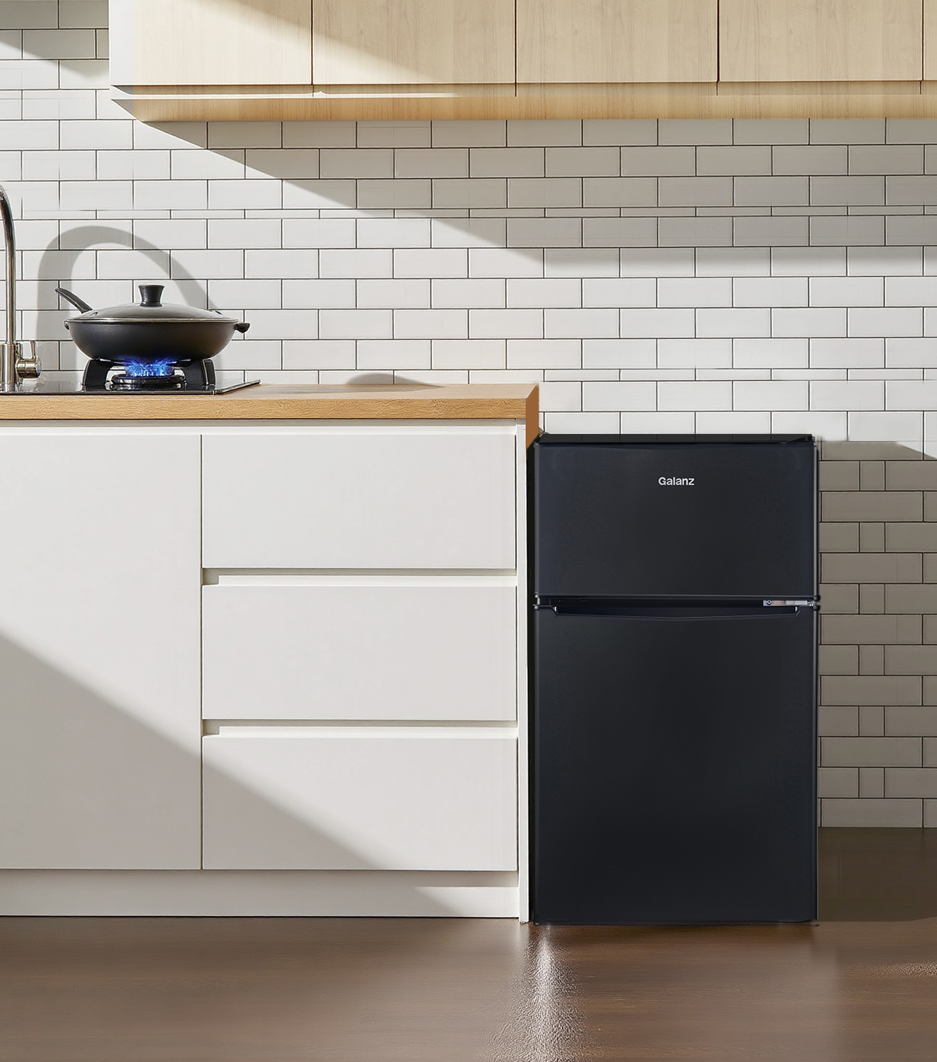 Galanz 3.1 Cu ft Two Door Mini Fridge, Black, New - Image 8