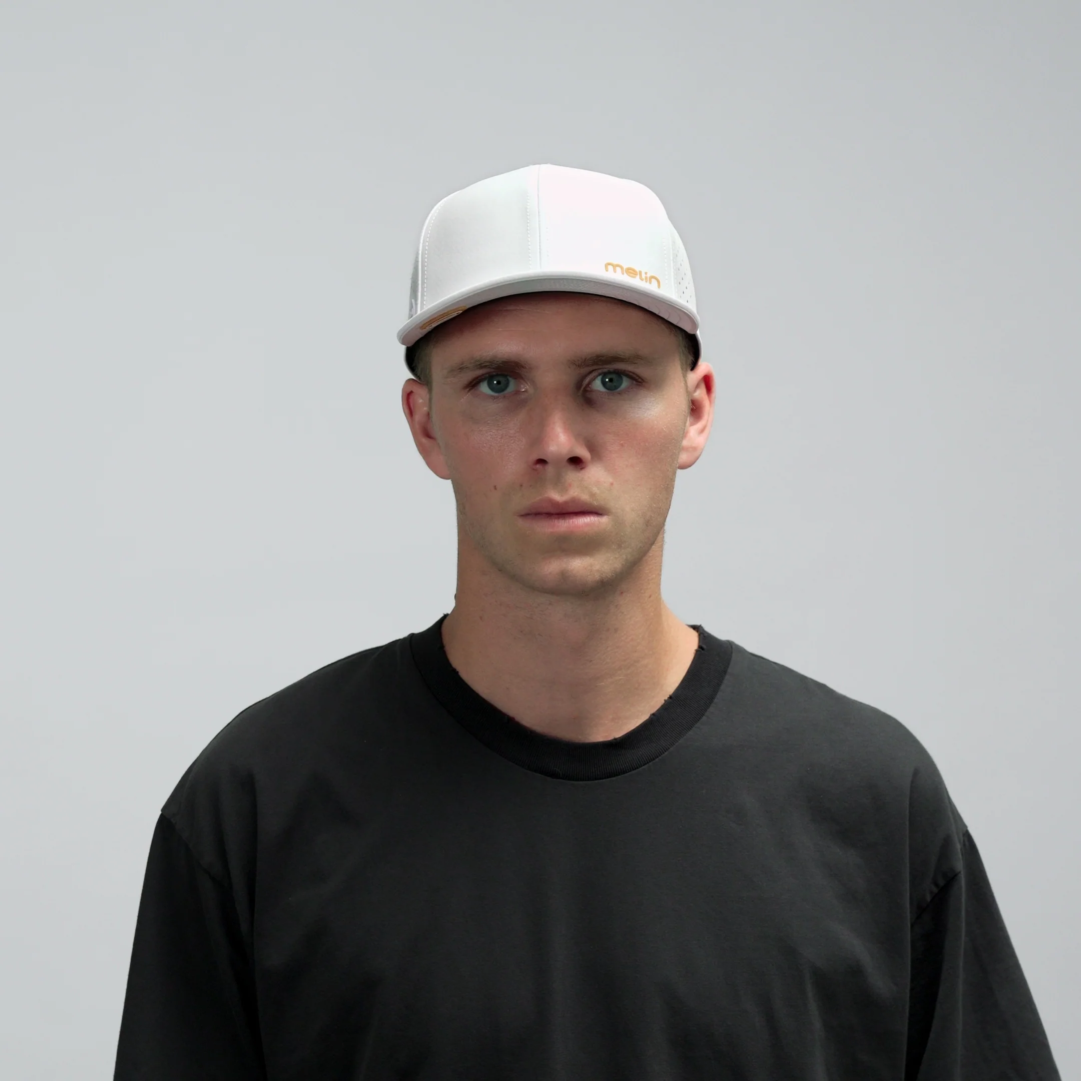 Compass Hydro - White / Gum
