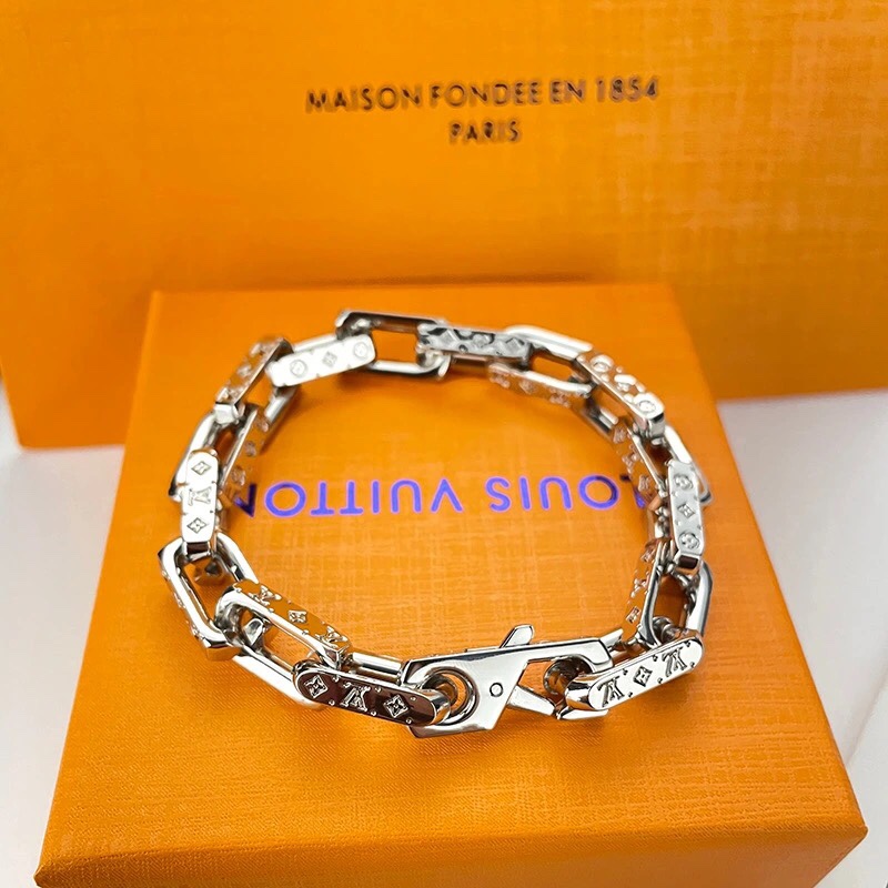 Louis Vuitton Hot Sale Chunky Chain Monogram Men Bracelet - Original Replica Club