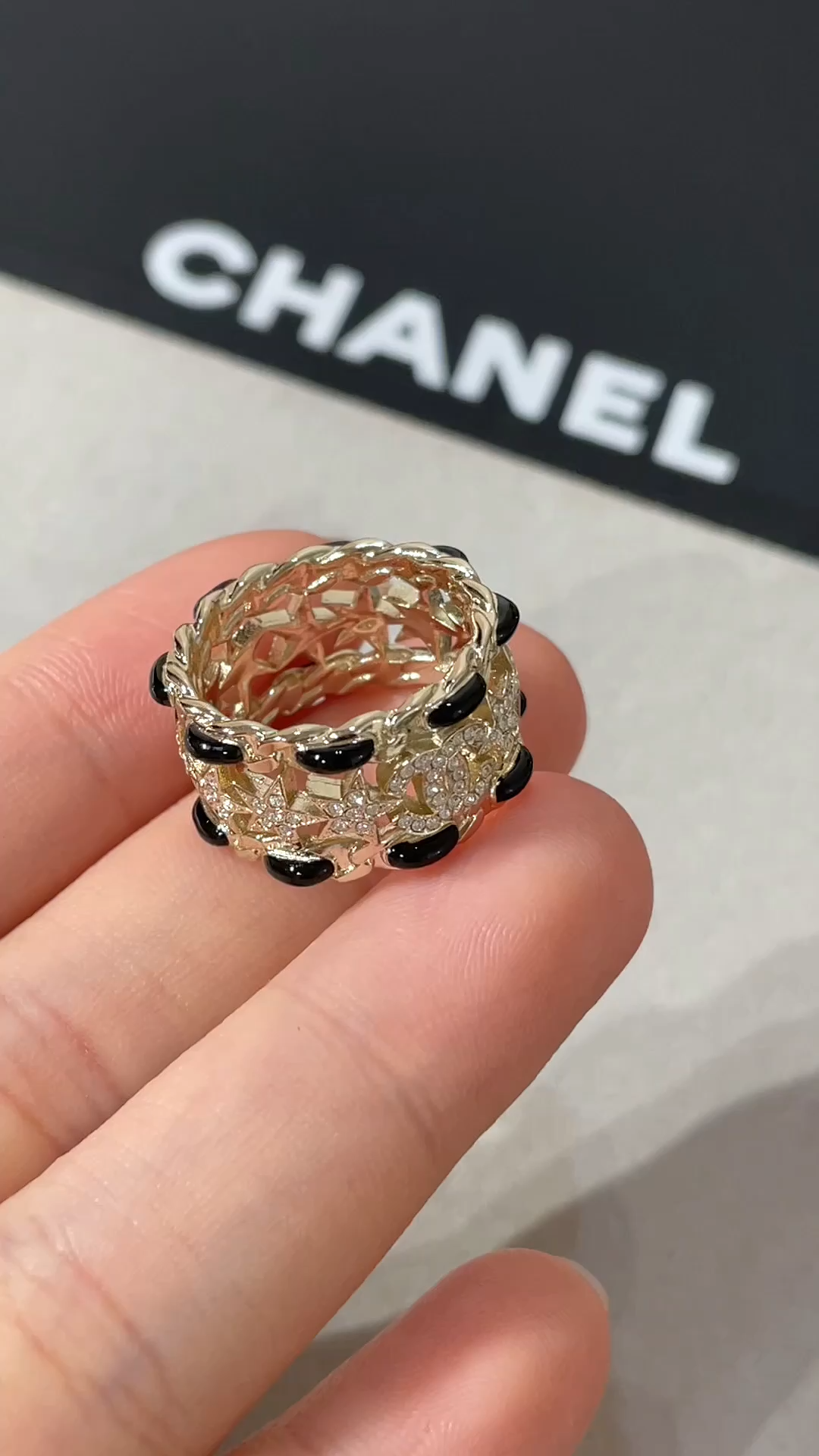 Chanel Coco Crush Ring - Wide No Diamond - Original Replica Club