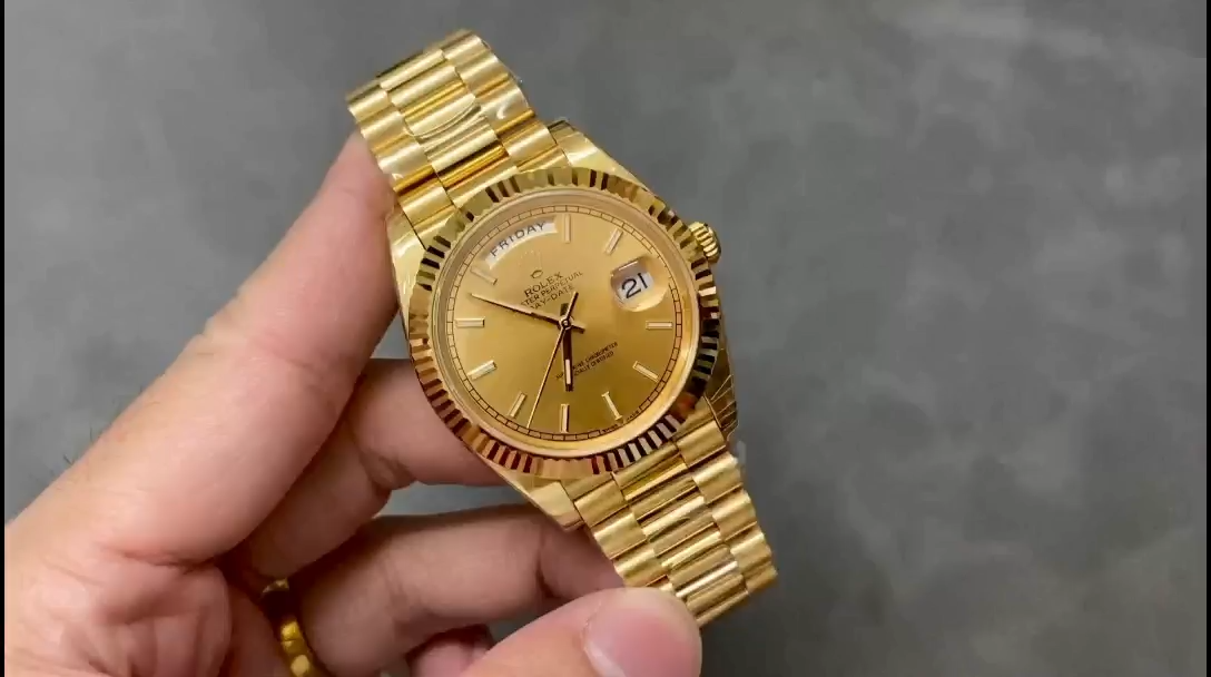 Rolex Day-Date 128238 Fluted Bezel Champagne Index Dial 36MM Unisex Replica Watch