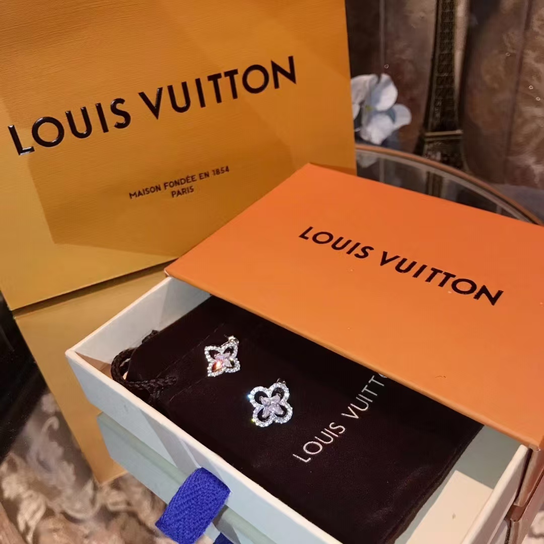 Louis Vuitton Asymmetrical Diamond Stud Earrings - Original Replica Club