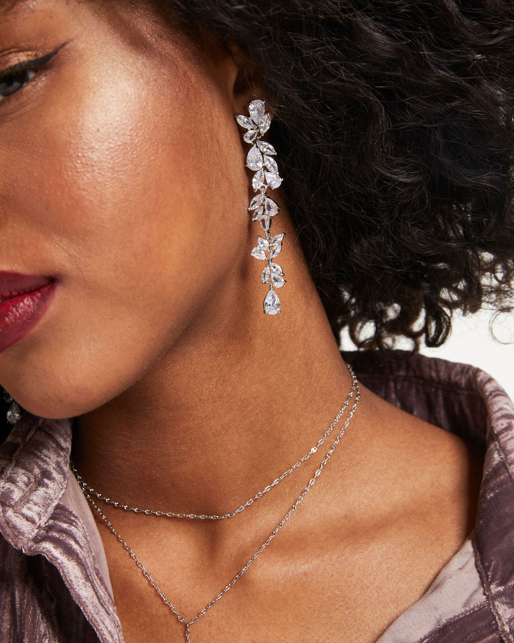 Wishing And Hoping Crystal Drop Earrings - Silver - Se7enfashion
