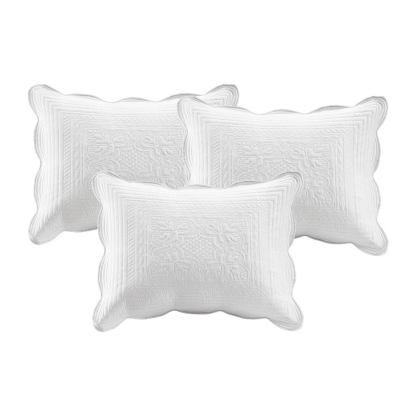 Journey Scalloped Edge Quilt Set Alcott Hill Color: White, Size: Full/Queen Coverlet + 2 Standard Shams