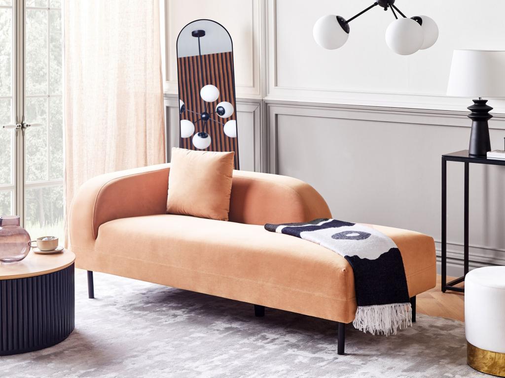 Chaise longue de terciopelo rosa melocotón LE CRAU
