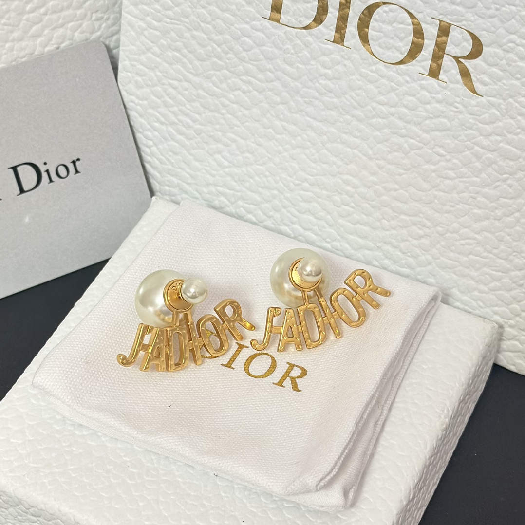 Jadior Pearl Earrings - Original Replica Club