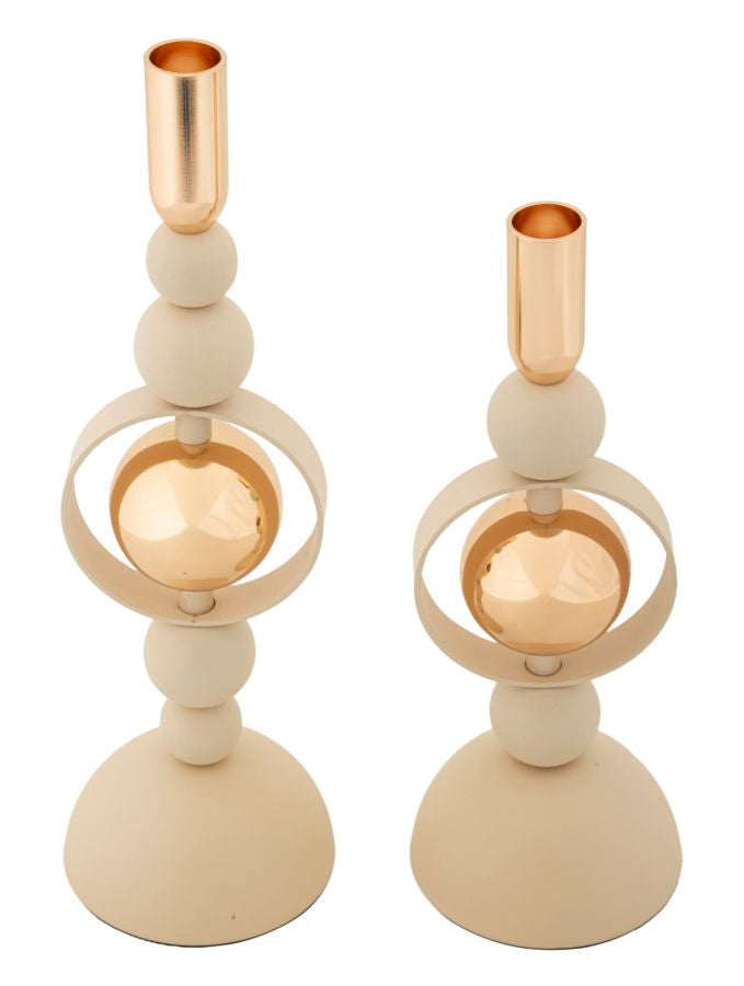 Set van 2 crèmekleurige en gouden metalen kaarsenhouders