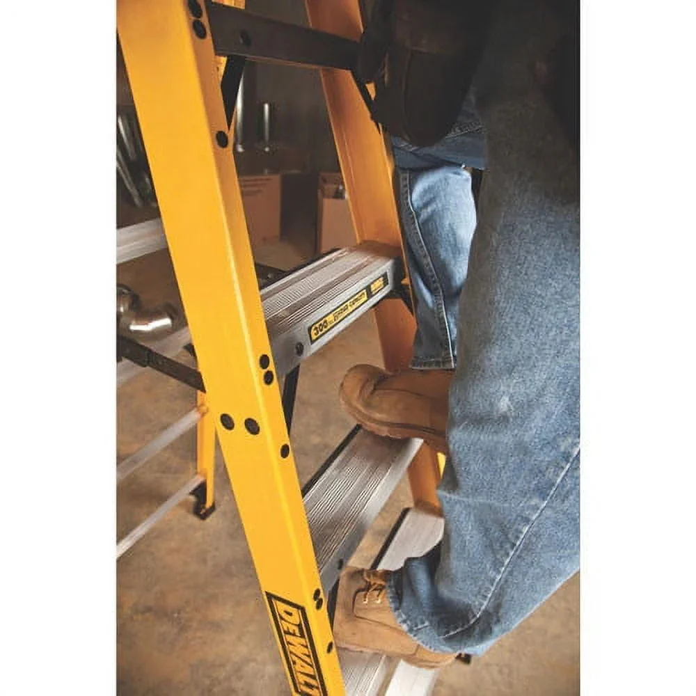 Dewalt Fiberglass Step Ladder, 4-Foot, Type IA, 300-Pound Load Capacity - DXL3010-04 - Image 3 Dewalt Fiberglass Step Ladder, 4-Foot, Type IA, 300-Pound Load Capacity - DXL3010-04 - Image 3