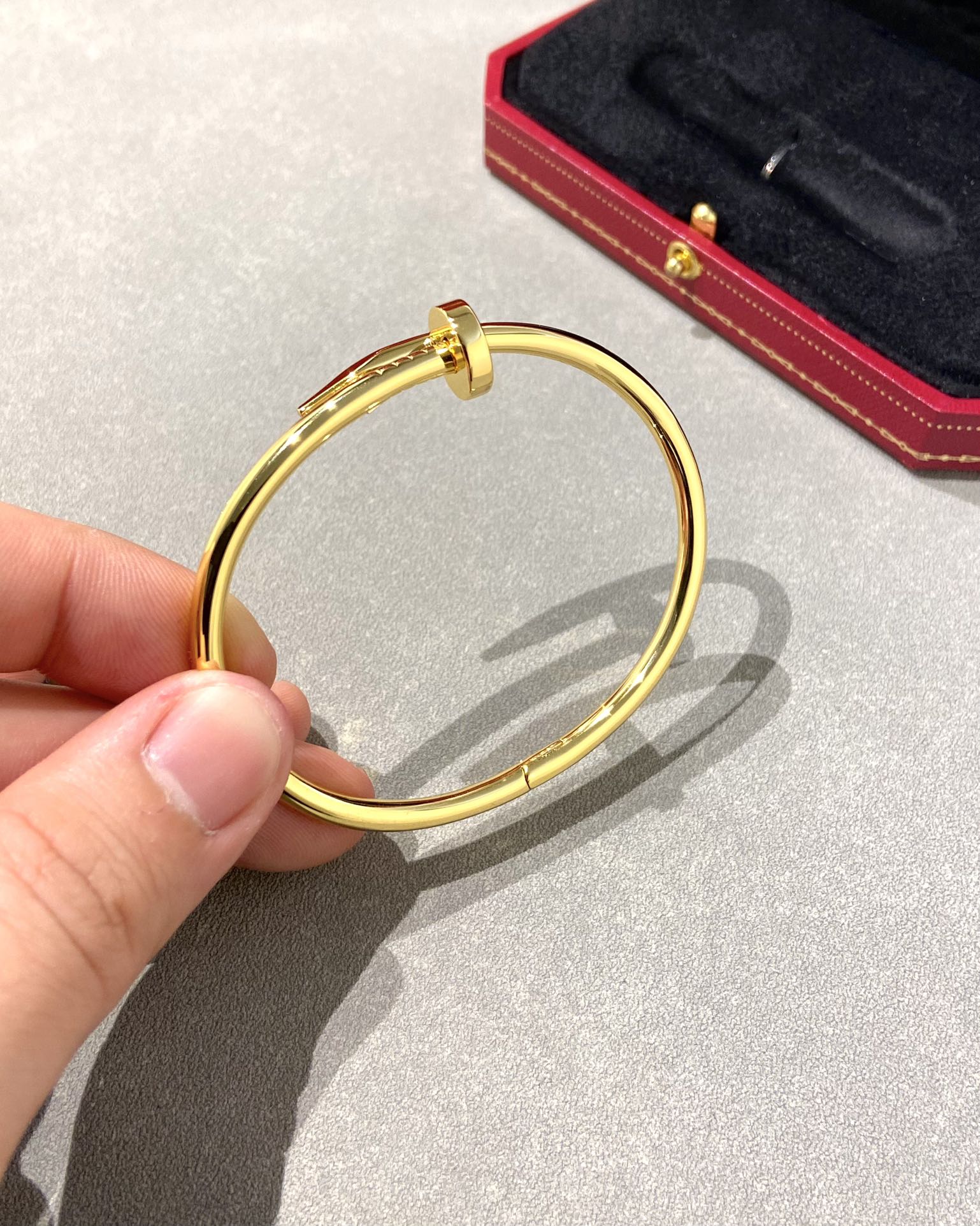 Cartier Smooth Juste un Clou Nail Bracelet - Original Replica Club
