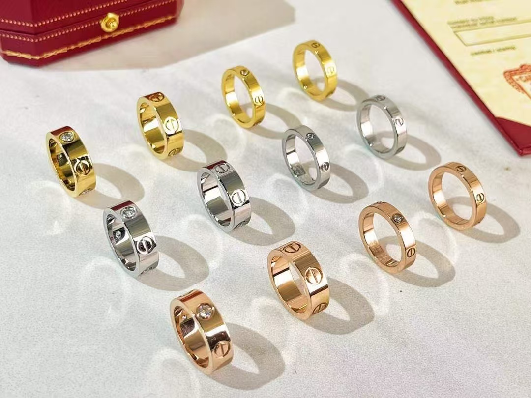 Cartier LOVE LEVE Ring - Original Replica Club