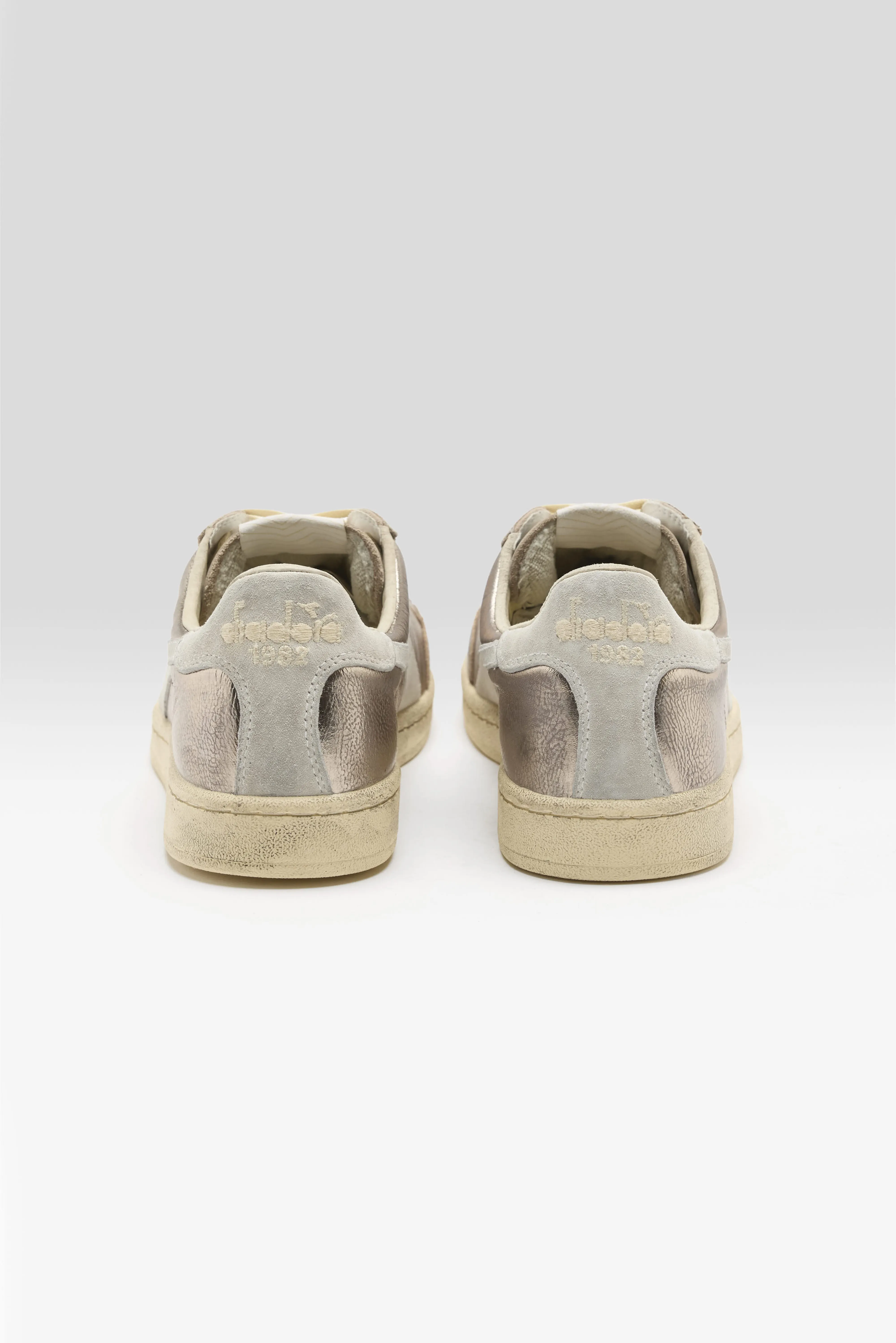 Bellerose Prestige Metal Used for Women  (261 / W / SILVER)