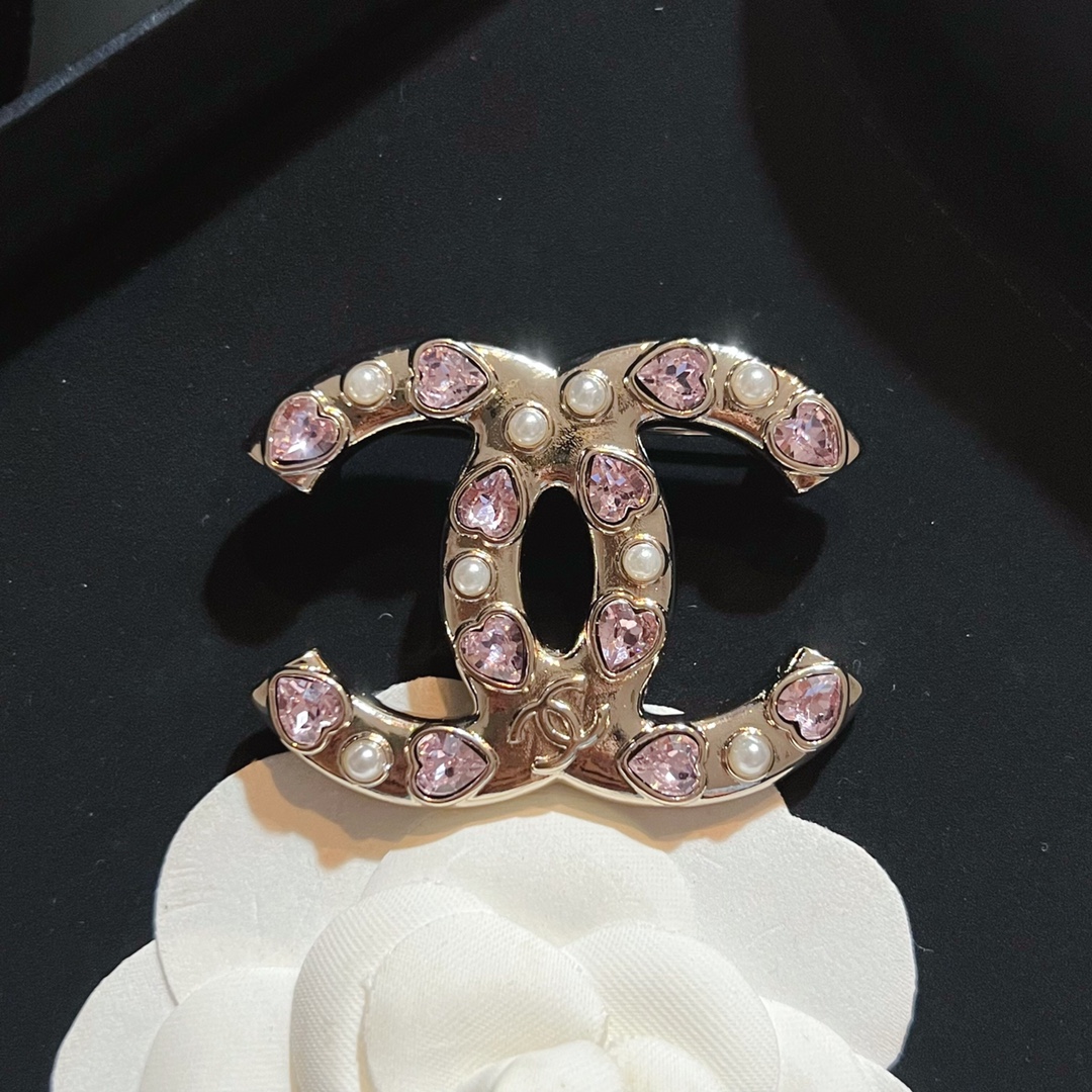 Chanel Pink Heart Diamond Paved CC Brooch - Original Replica Club