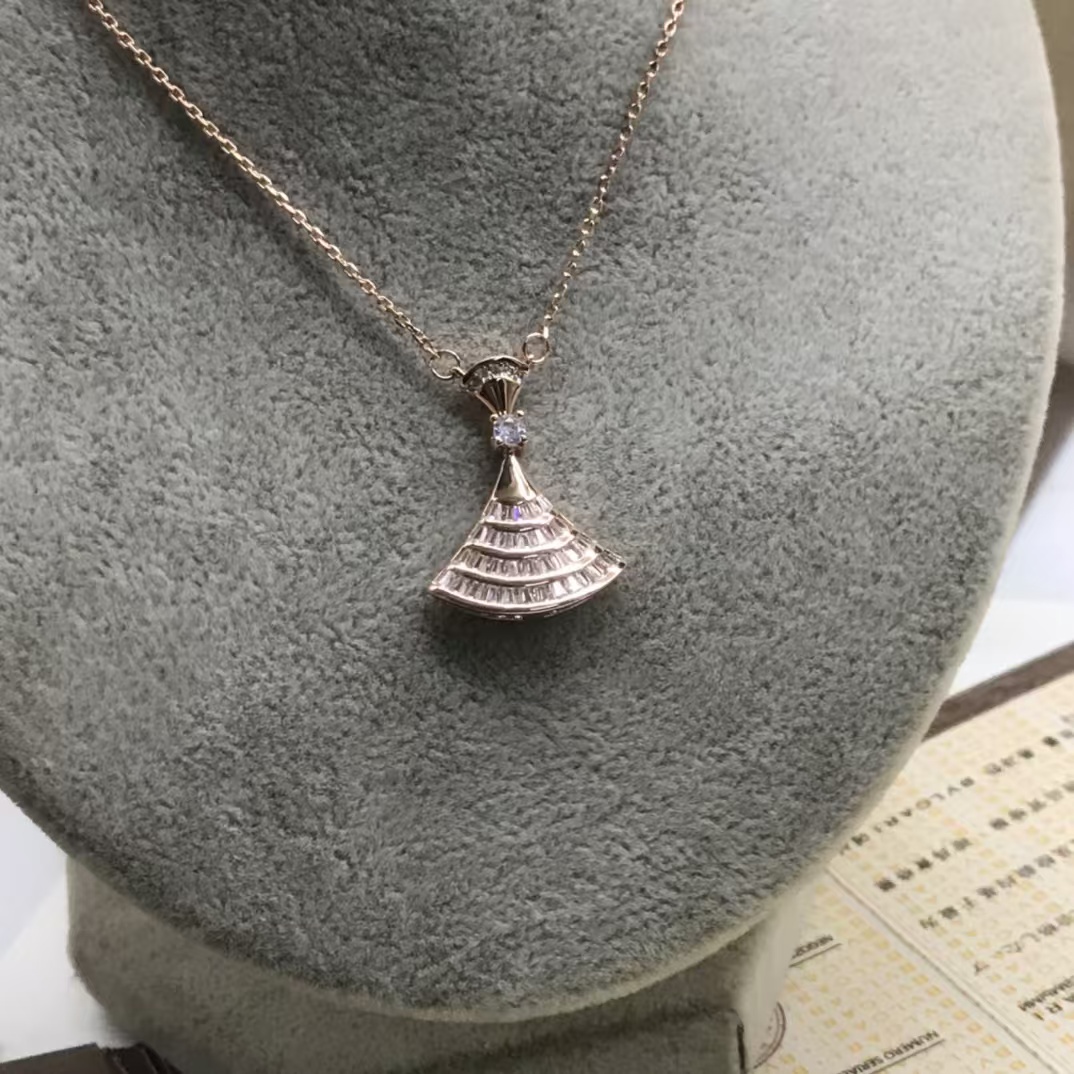 Bvlgari Divas' Dream Necklace - Original Replica Club