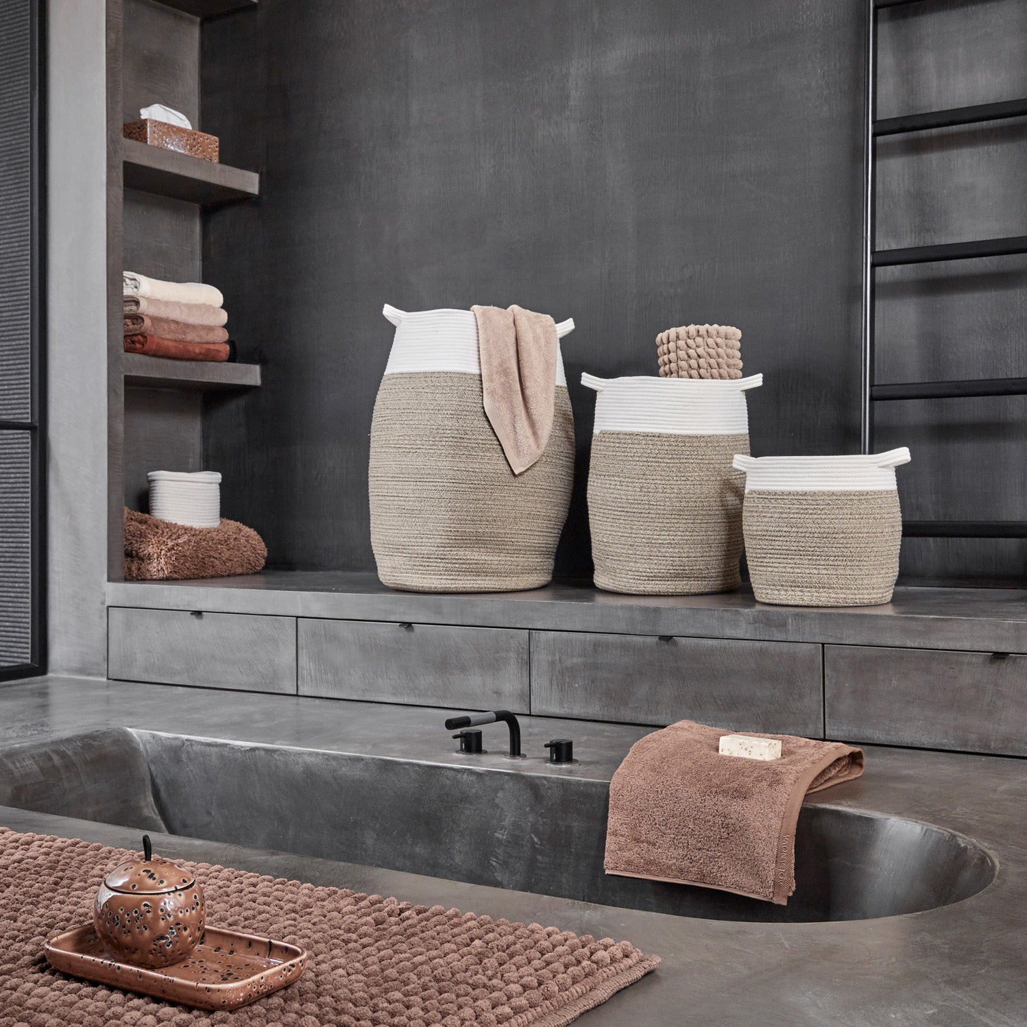 Aquanova Osman Wasmand Large - Nougat