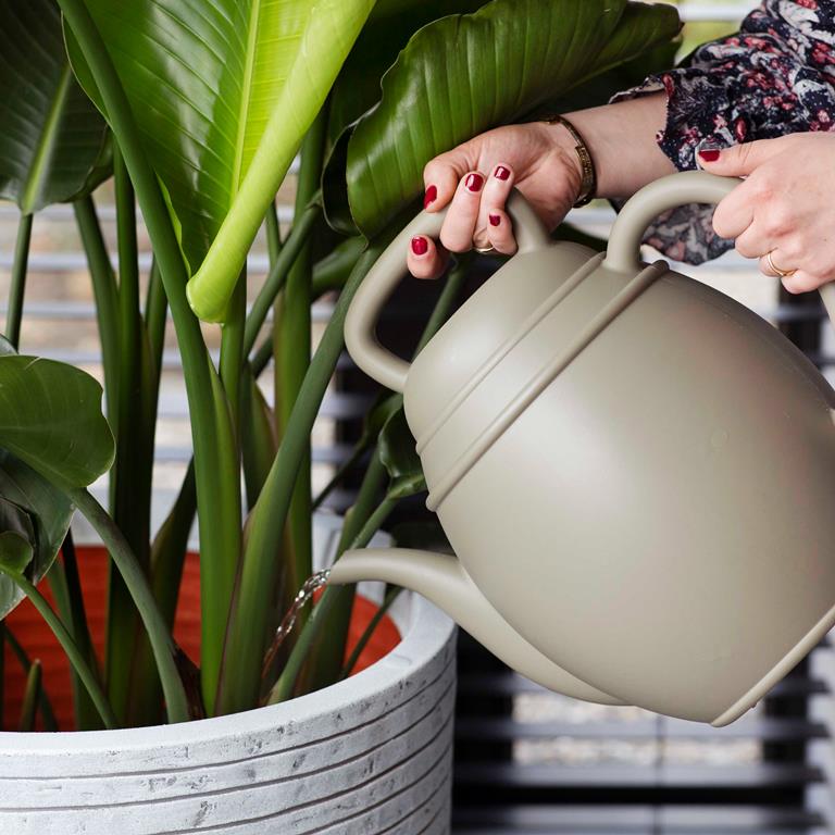 Xala Watering Chai Gieter 10 L - Olijfgrijs