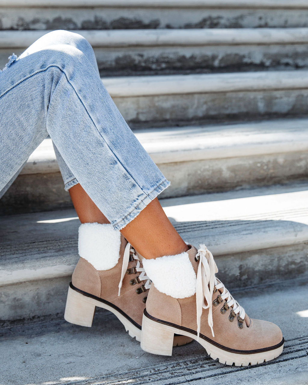 Conquest Heeled Shearling Lace Up Boot - Khaki - Se7enfashion