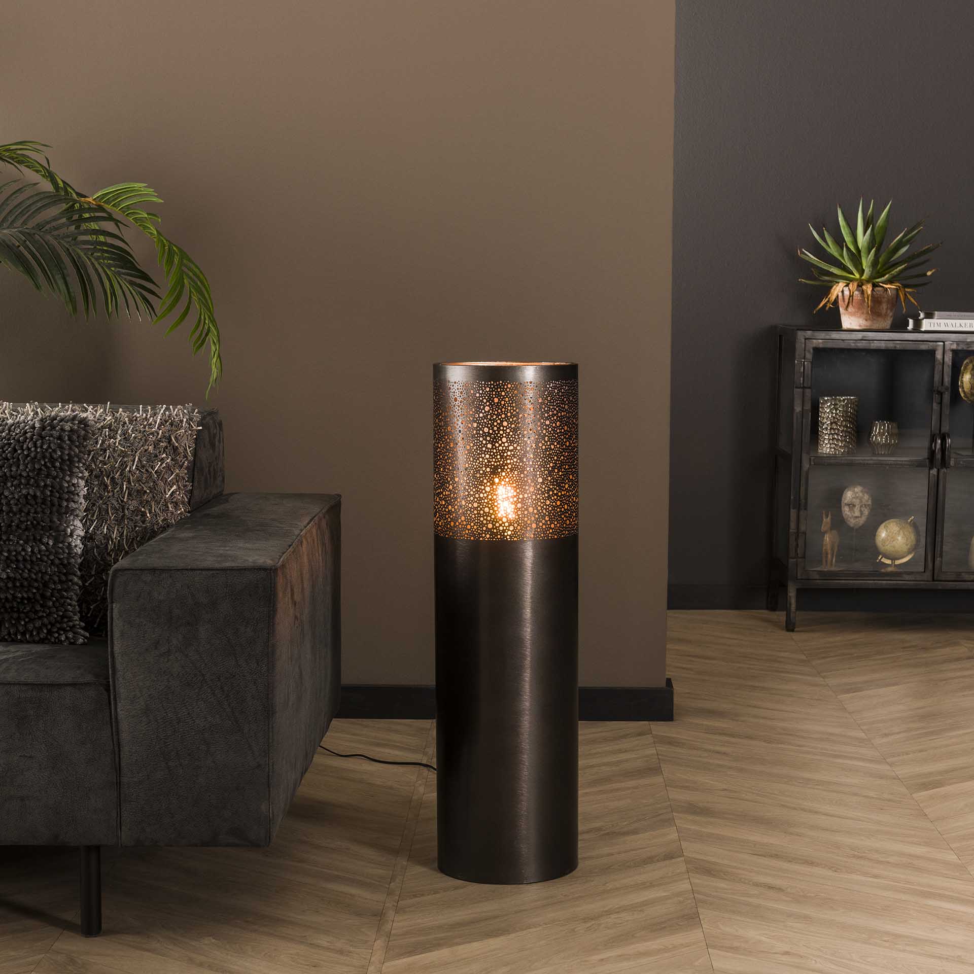 Blokker Hero Vloerlamp - 90 x Ø 25 cm - Zwart/Nikkel