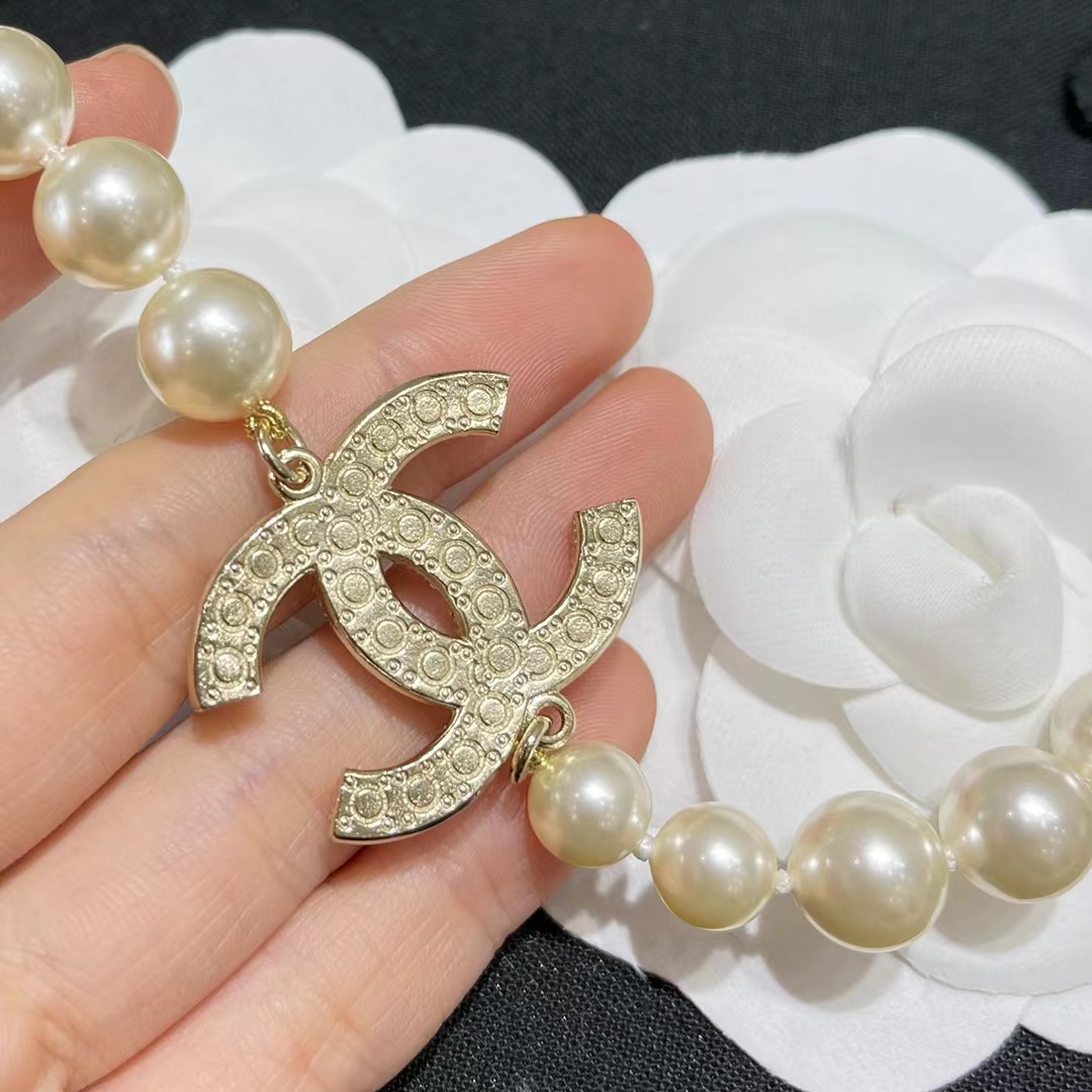 Chanel Vibe Gradient Pearl Necklace - Original Replica Club
