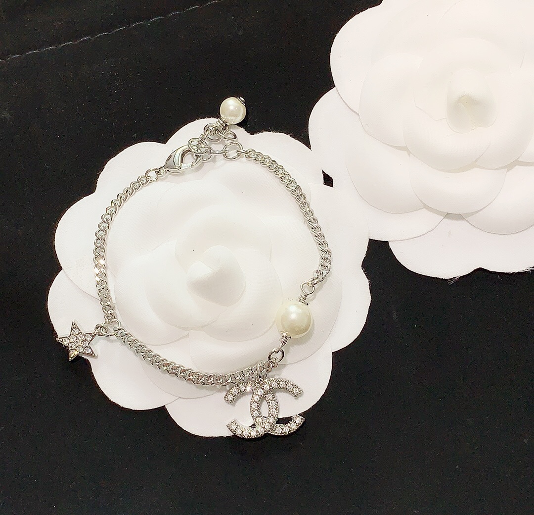 Chanel Star Pearl Chain Silver Bracelet - Original Replica Club
