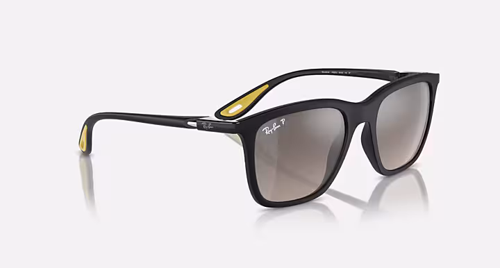 Ray-Ban RB4433M SCUDERIA FERRARI SPECIAL EDITION 2024