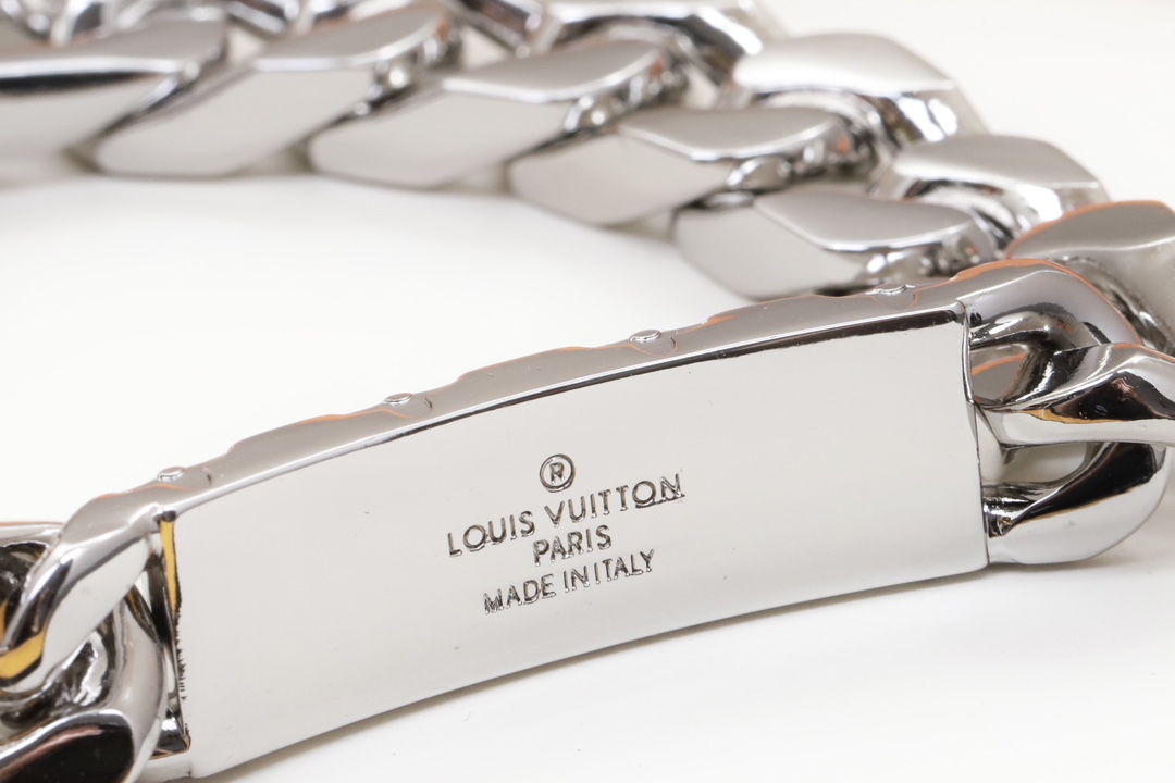 Louis Vuitton Men's Silver Color Chunky Cuban Bracelet - Original Replica Club