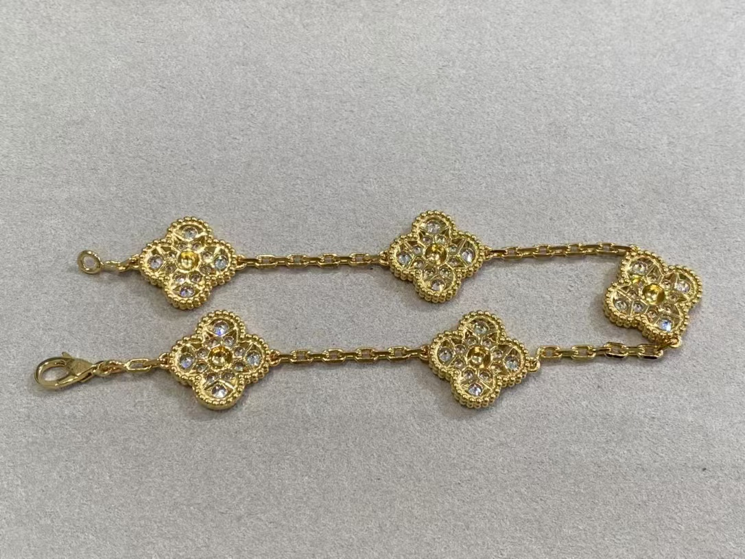 VCA Vintage Alhambra Bracelet in Gold-tone with Paved,5 Motifs - Original Replica Club