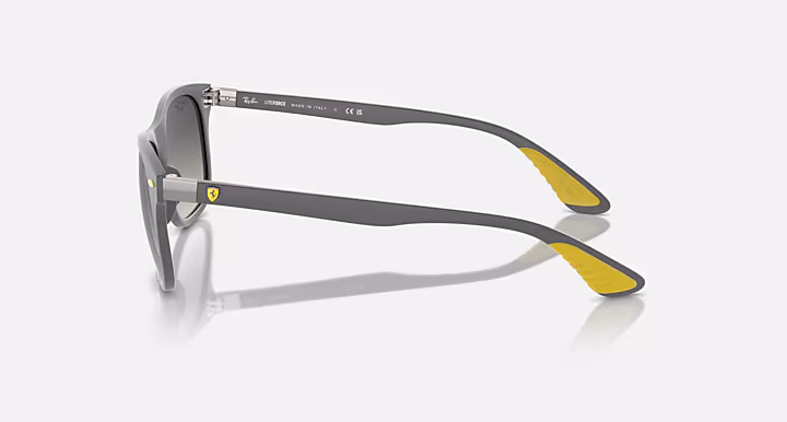 Ray-Ban RB4607M SCUDERIA FERRARI COLLECTION
