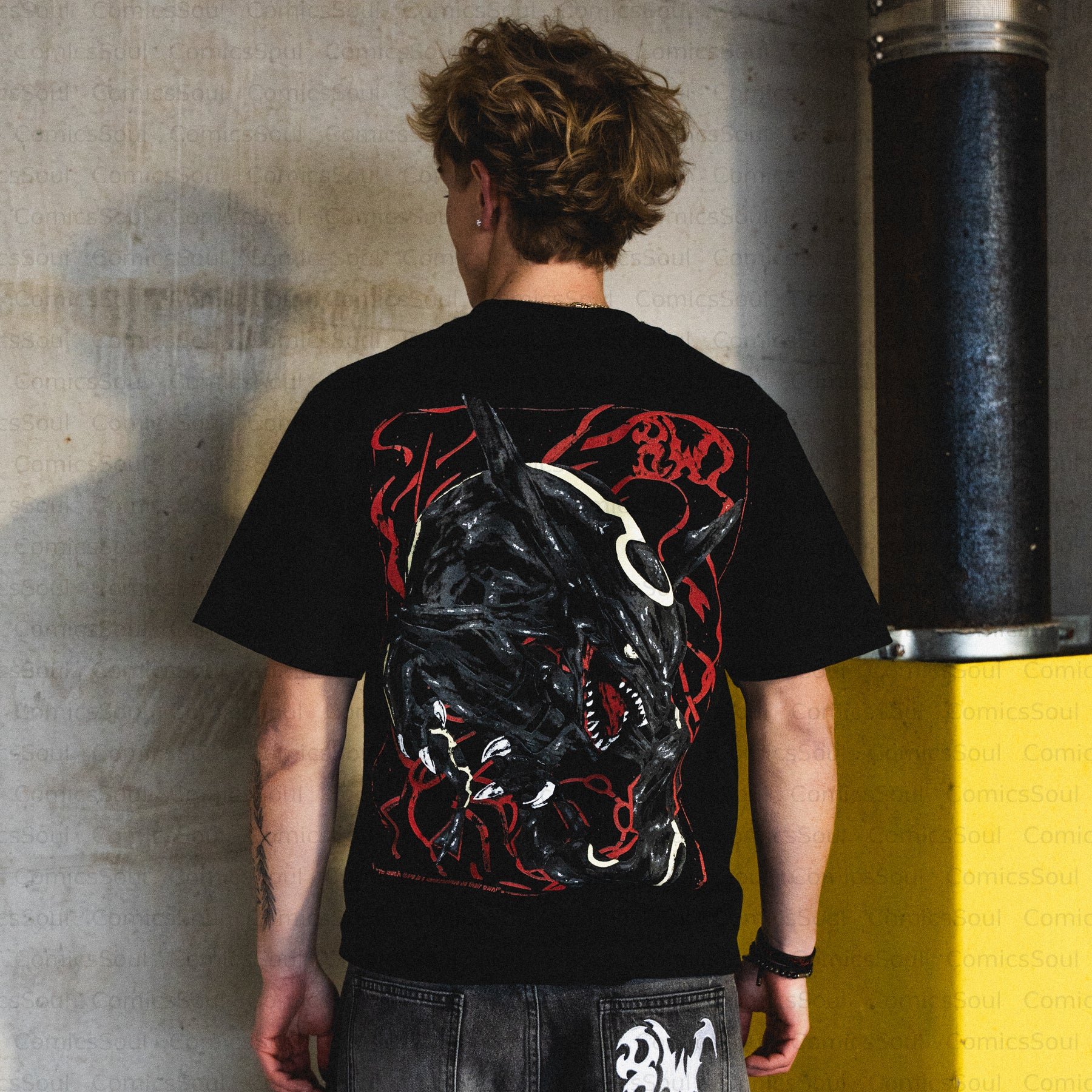 Unisex Anime EVOLVING SKIES    Inspired Vintage T-Shirt