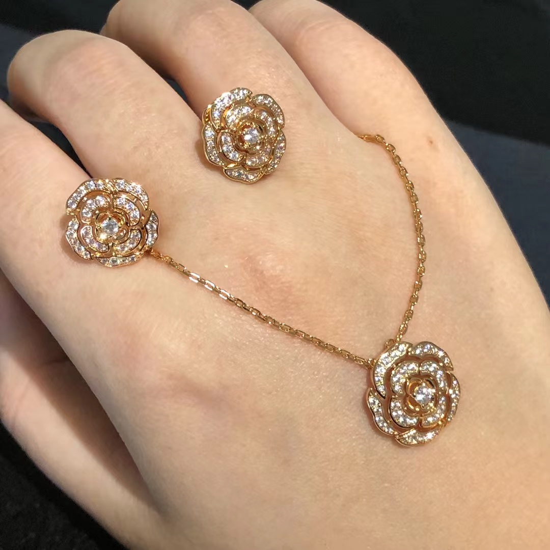 Chanel Diamond Camellia Flower Pendant Necklace - Original Replica Club