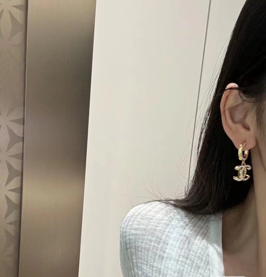 Chanel Half Enamel Half Diamond Double C Earrings - Original Replica Club
