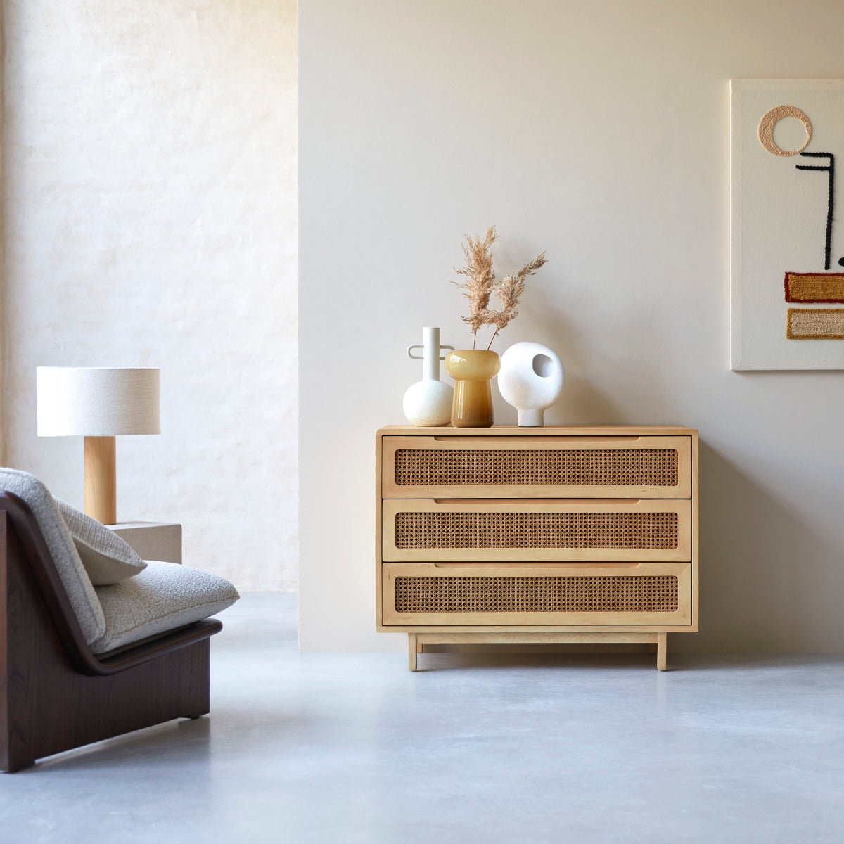 Tikamoon - Luis - ladekast van massief iepenhout en riet