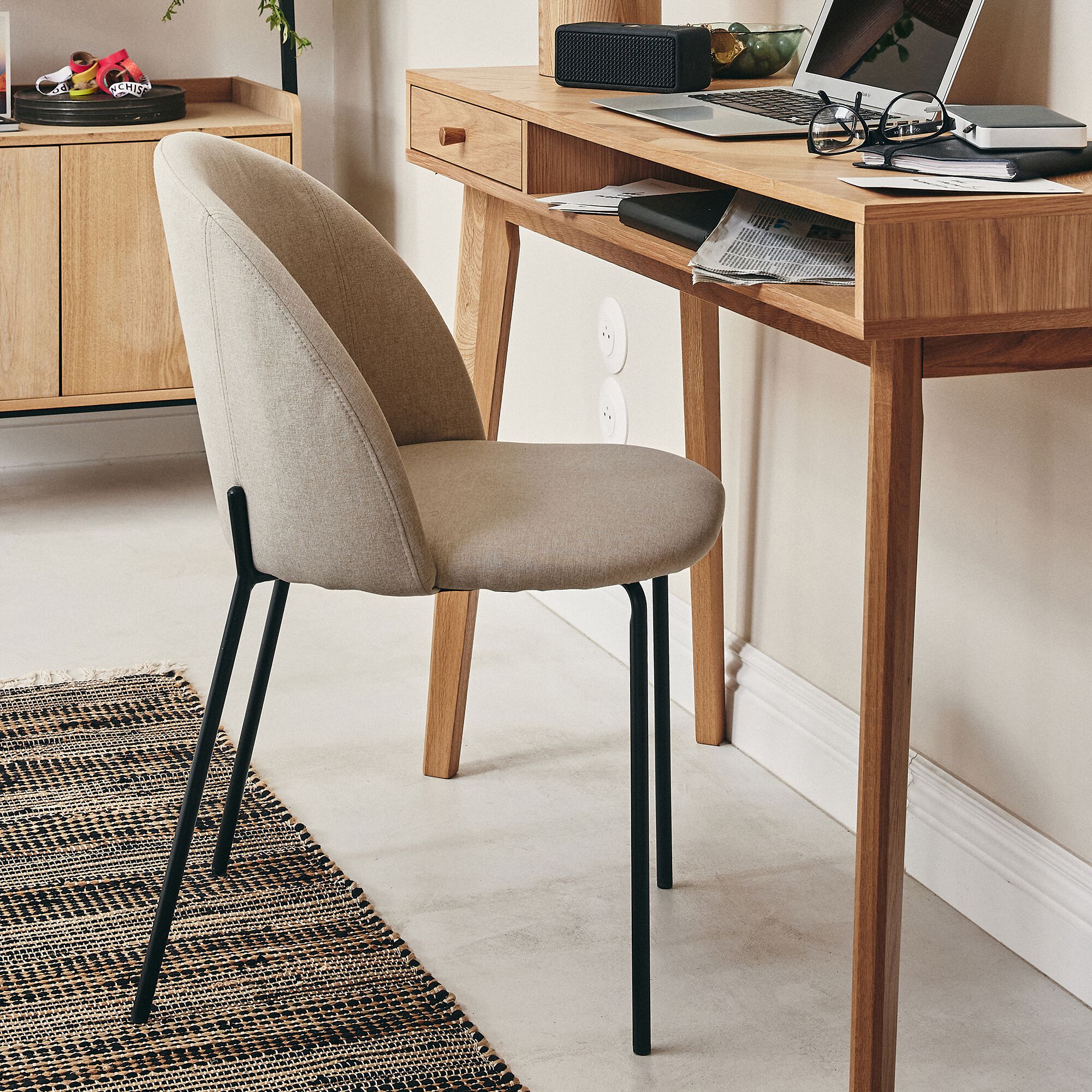 FIONA - Chaise ronde en tissu - beige roucas