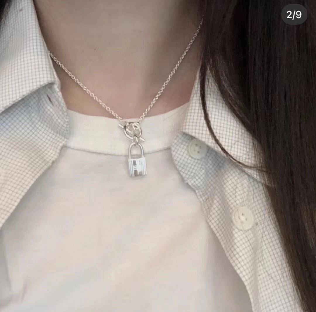 Hermes OT Clasp Lock Pendant Necklace - Original Replica Club
