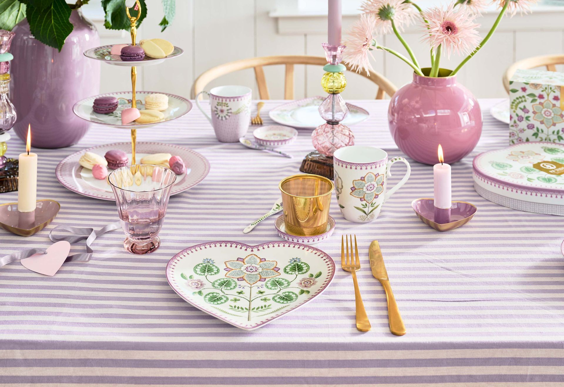 3/Layer Cake Stand Lily&Lotus Lilac