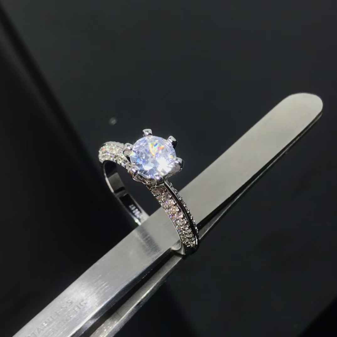 Tiffany Classic Single Diamond Ring - Original Replica Club