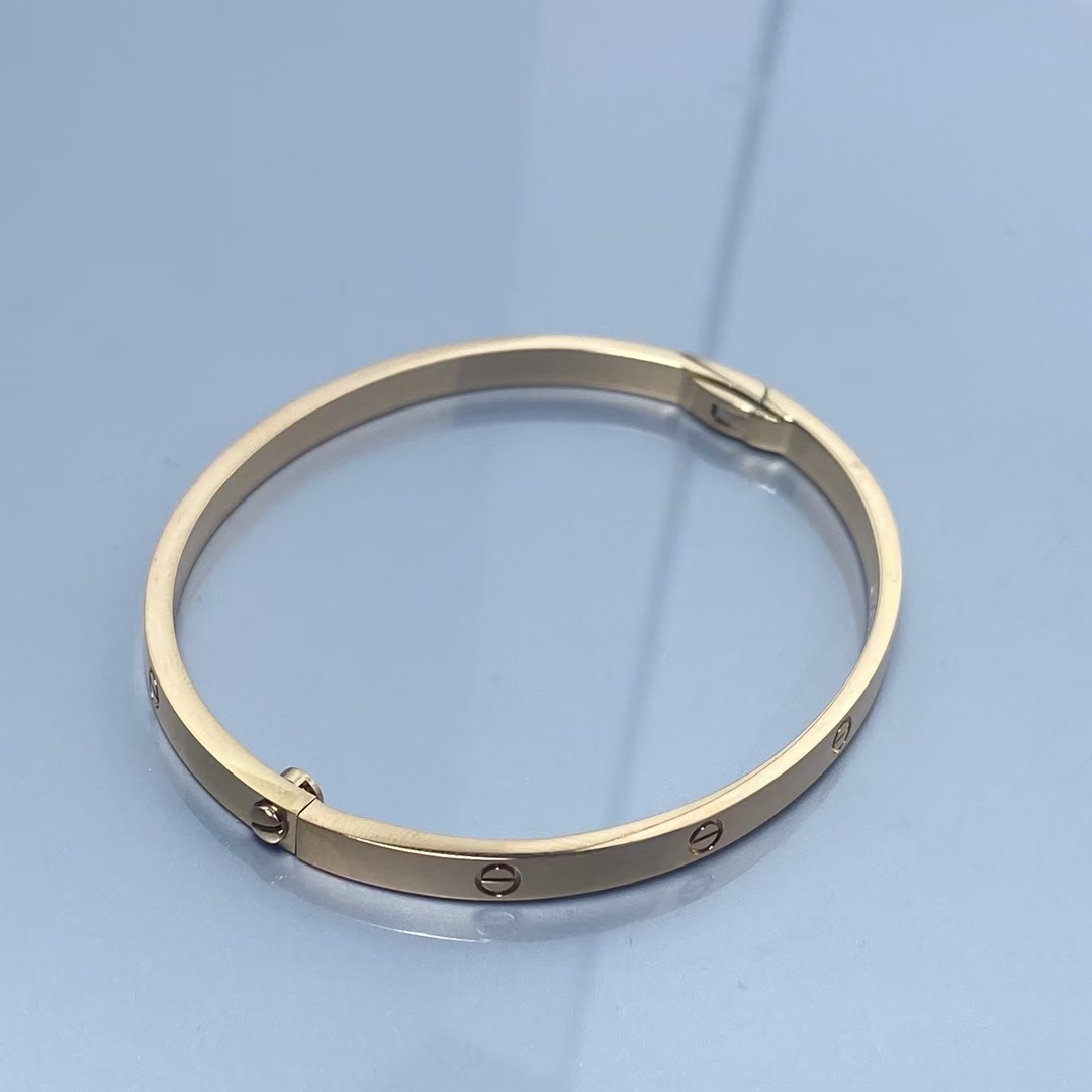 Cartier LOVE Bracelet Bangle - No Diamond - Original Replica Club
