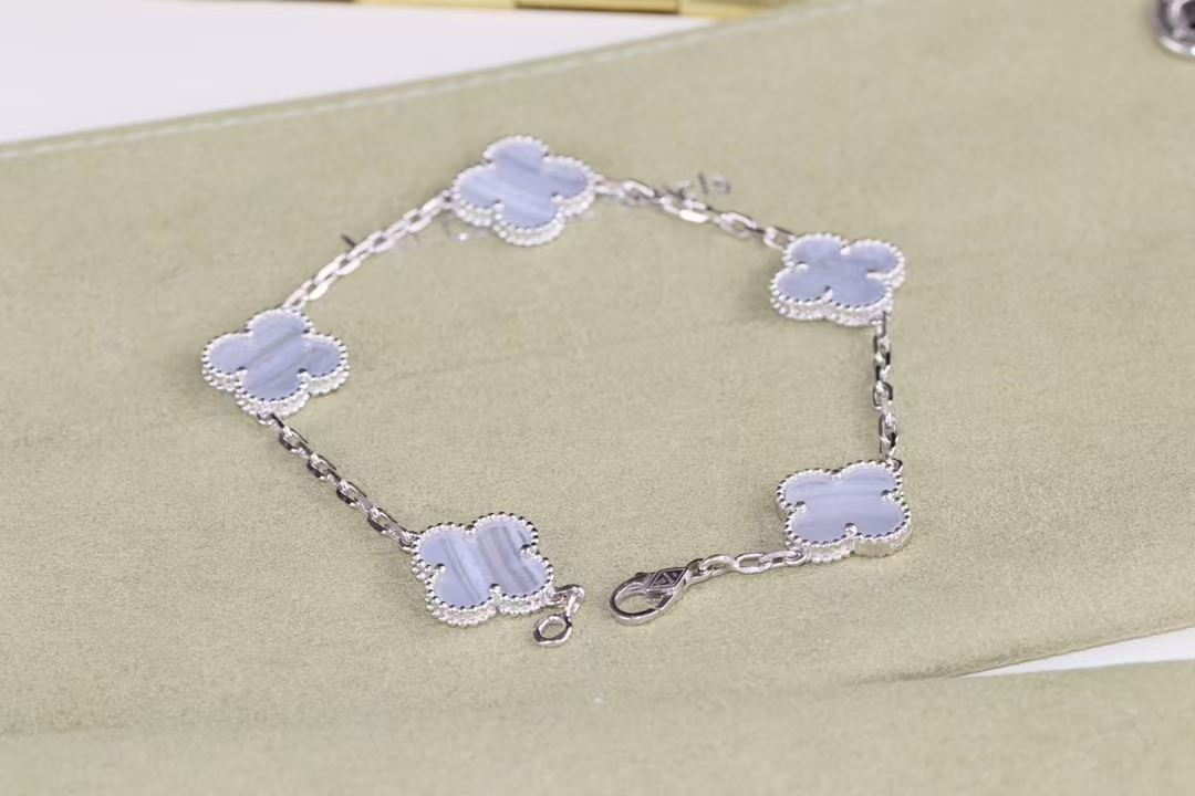 VCA Blue Chalcedony Vintage Alhambra Bracelet 5 Motifs - Original Replica Club