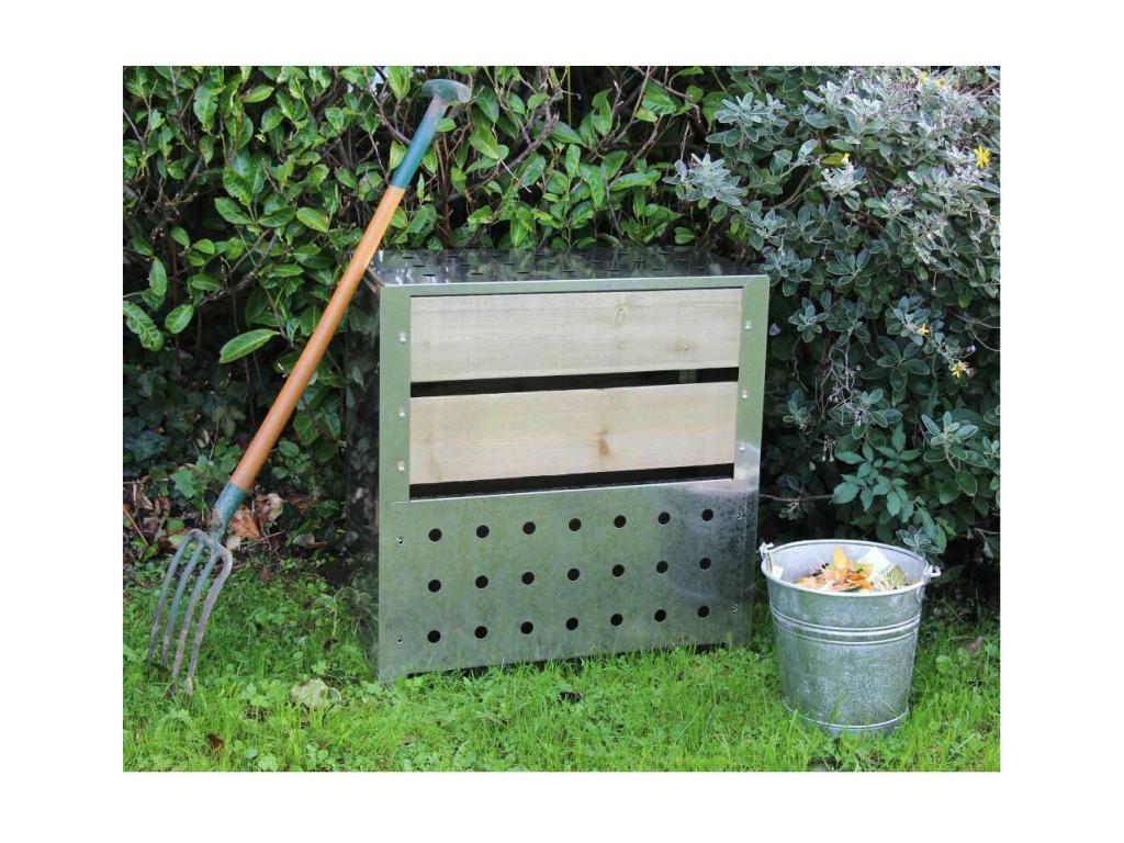 Cubo de compostaje de acero y madera 200L