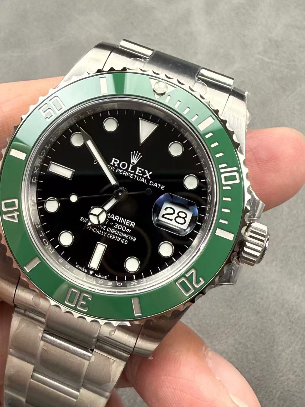 Replica Rolex Submariner Kermit – Green/Black 2020 Edition