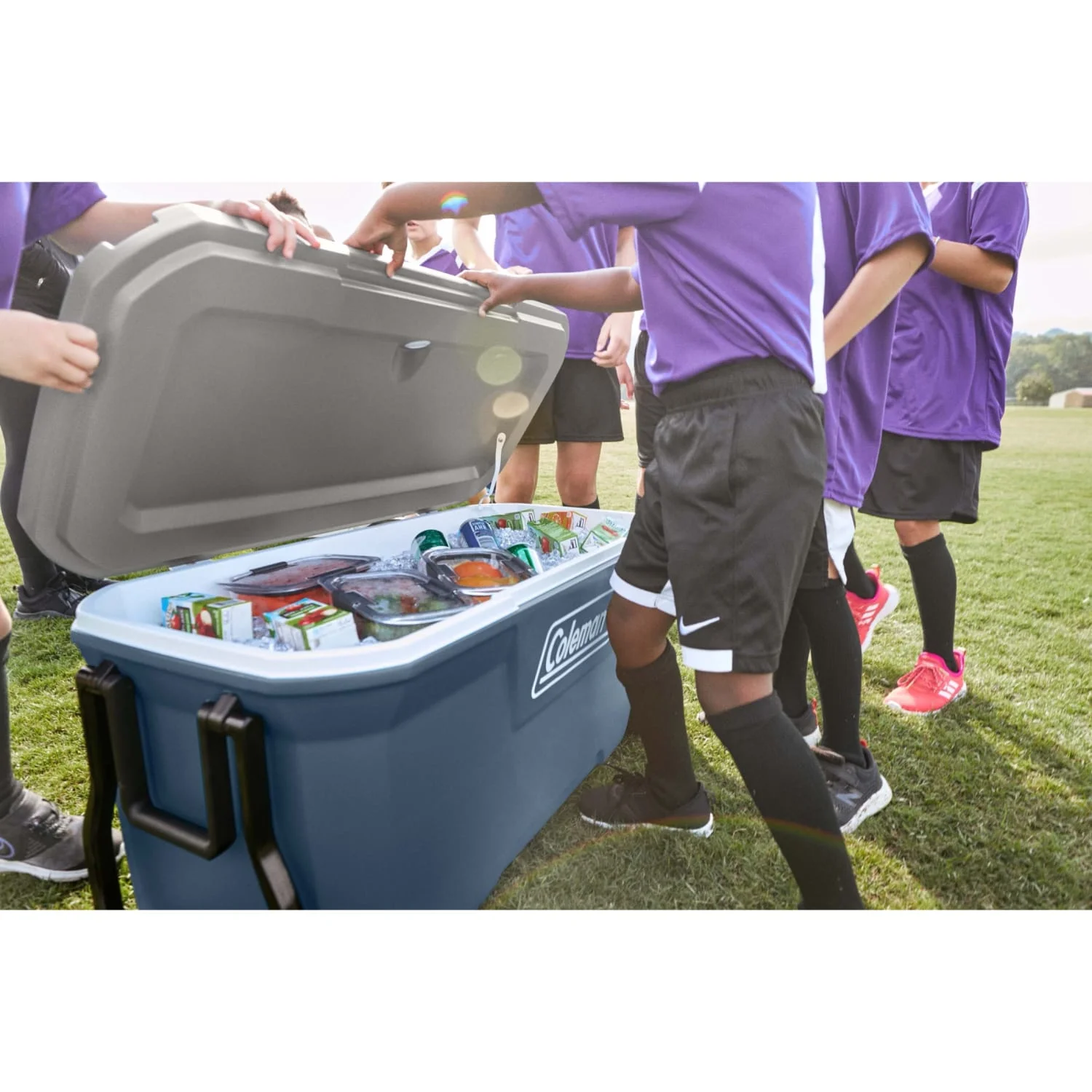 Coleman 316 Series 100QT Hard Chest Wheeled Cooler, Lakeside Blue - Image 3