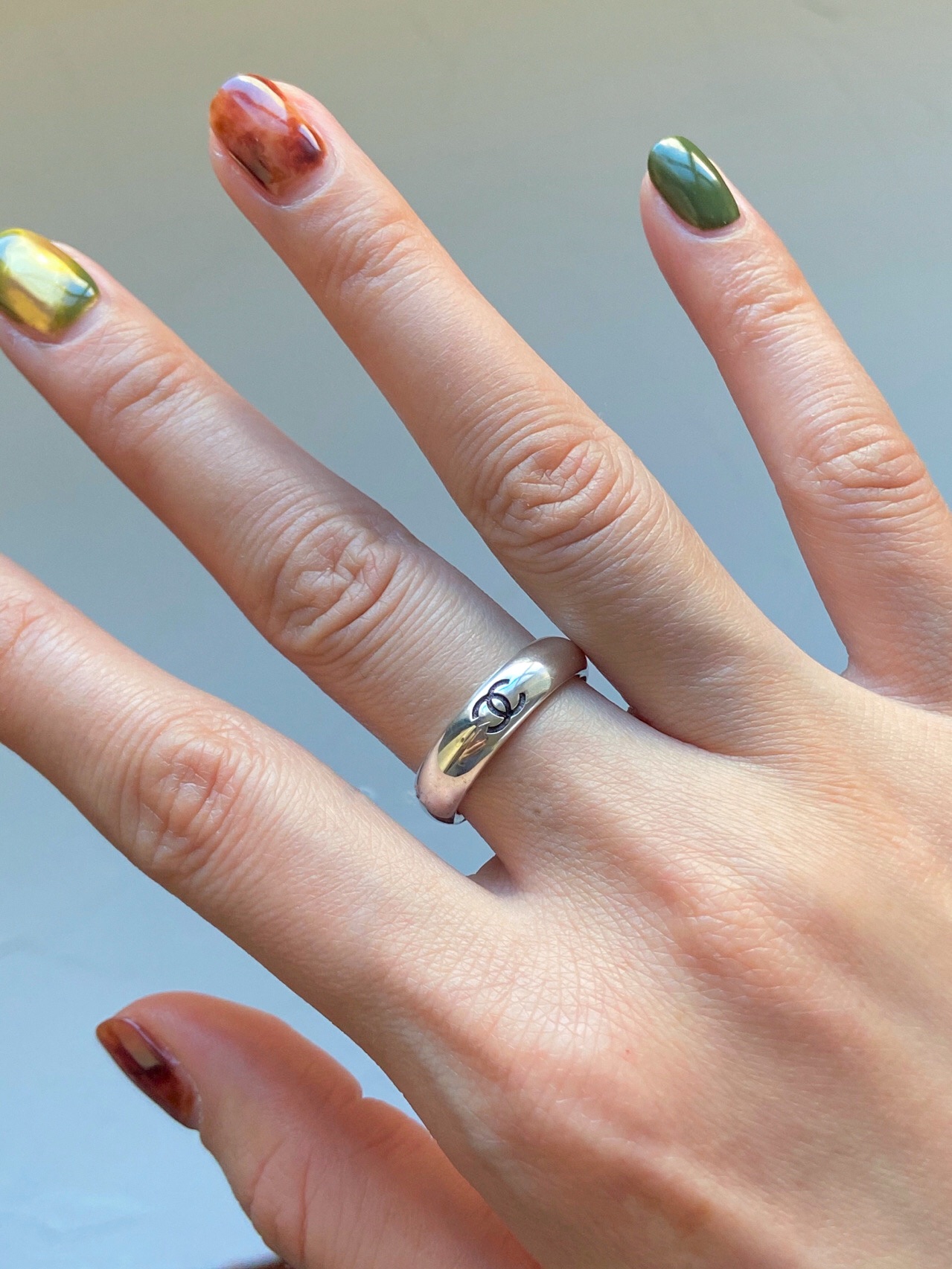 Chanel Minimalist and Elegant Silver Ring - Original Replica Club