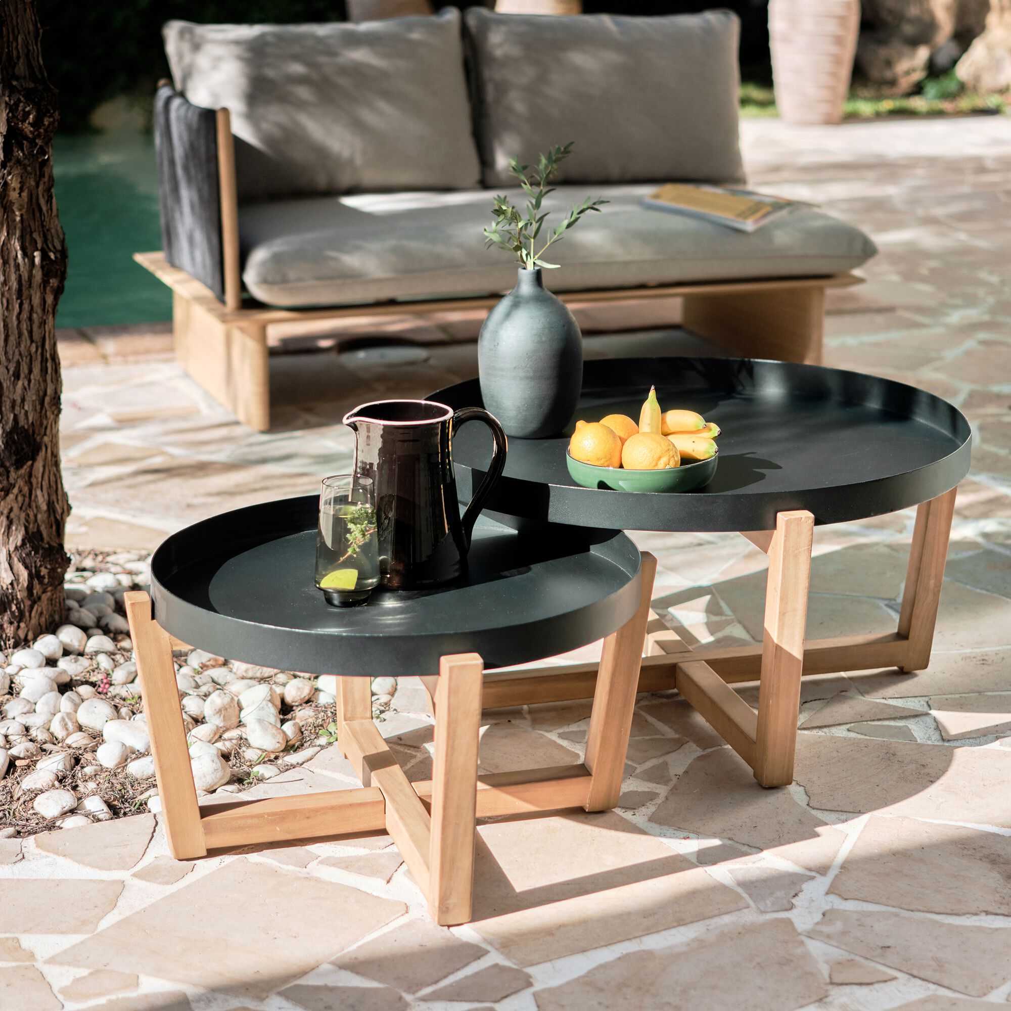 BLAYEUL - Table basse de jardin en acier et acacia - noir