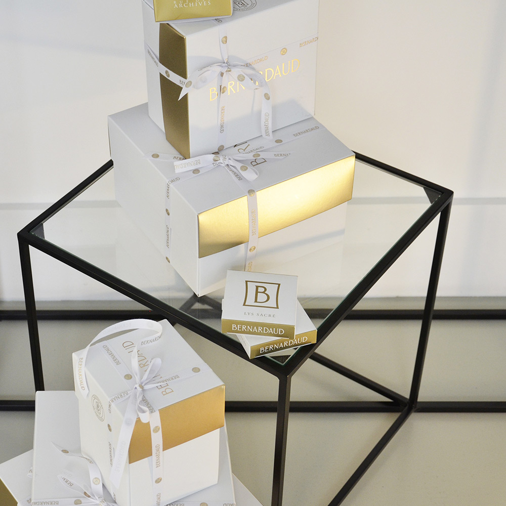 Coffret assiette et cloche à caviar