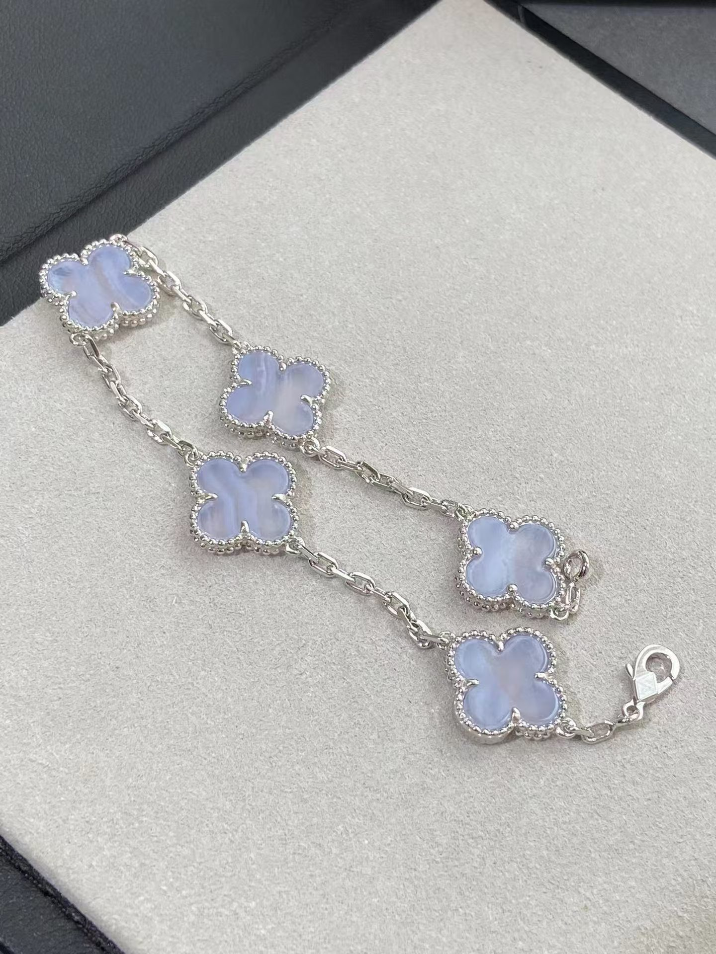 VCA Blue Chalcedony Vintage Alhambra Bracelet 5 Motifs - Original Replica Club